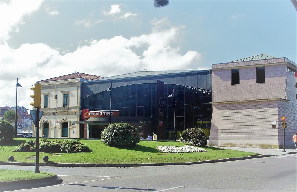 Espacio Gijon Poniente Eksteriør billede